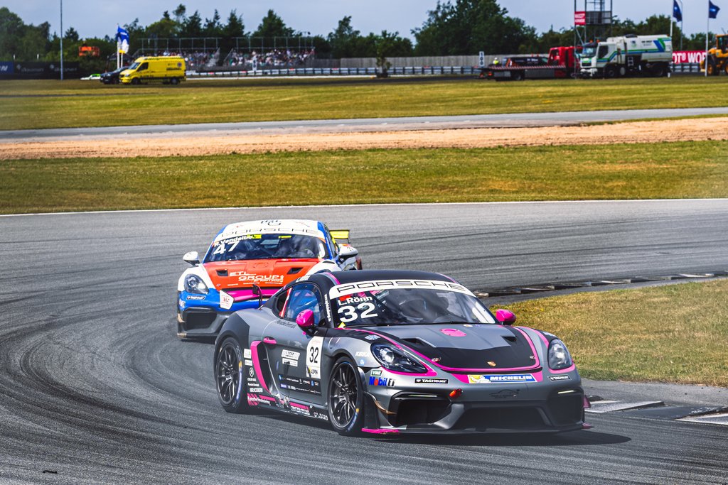 Lærke Rønn kørte sig stærkt tilbage og beholdt føringen i Porsche Sprint Challenge Scandinavia
(Foto: A1 Work)
